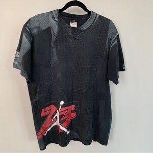 Vintage Nike Air Jordan Jump Man #23 T-Shirt Size M‎